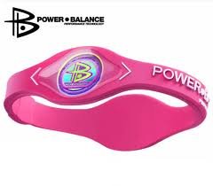 Power Balance pulsera equilibrio pulsera 100% silicona de grado quirúrgico (Letras de color de rosa/blanco) talla mediana