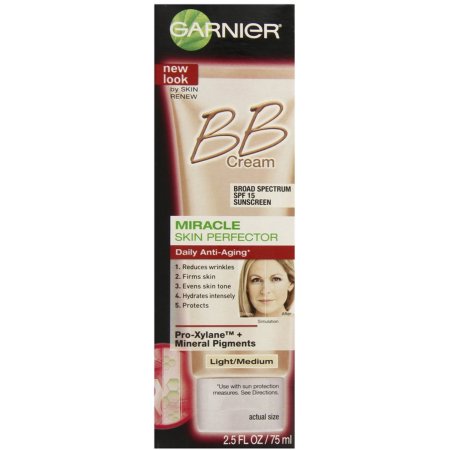  Skin Renew piel milagro Perfector Anti-Envejecimiento BB Cream SPF 15 Light - Medium 250 oz (Pack de 2)